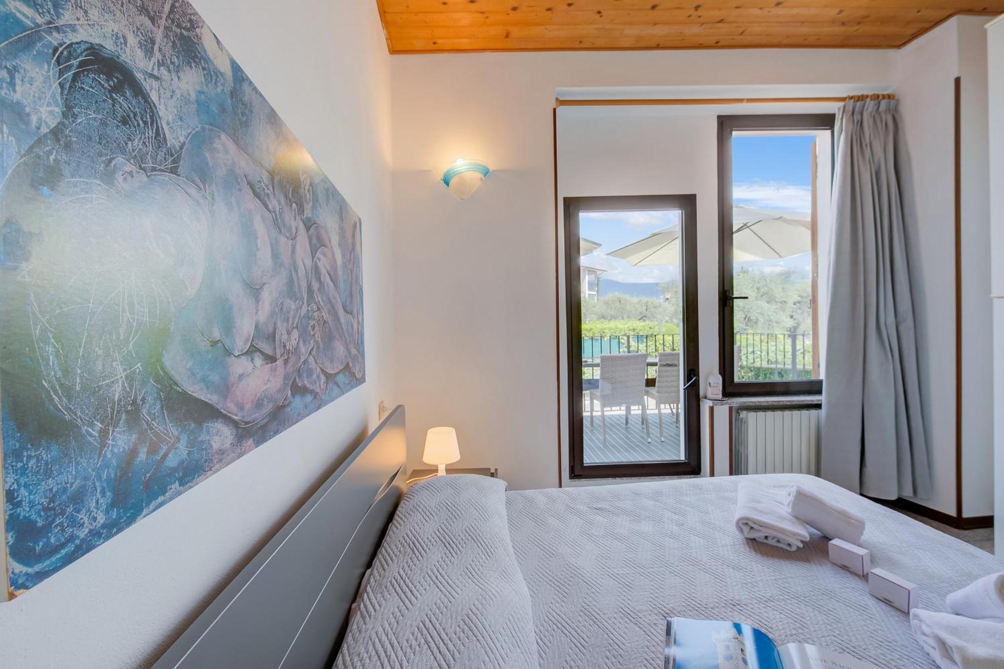 Al Peveri - Private Parking & Near Lake - Happy Rentals Toscolano Maderno Exteriör bild