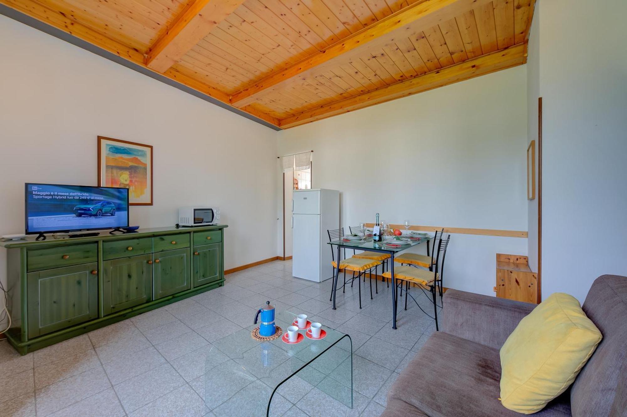 Al Peveri - Private Parking & Near Lake - Happy Rentals Toscolano Maderno Exteriör bild