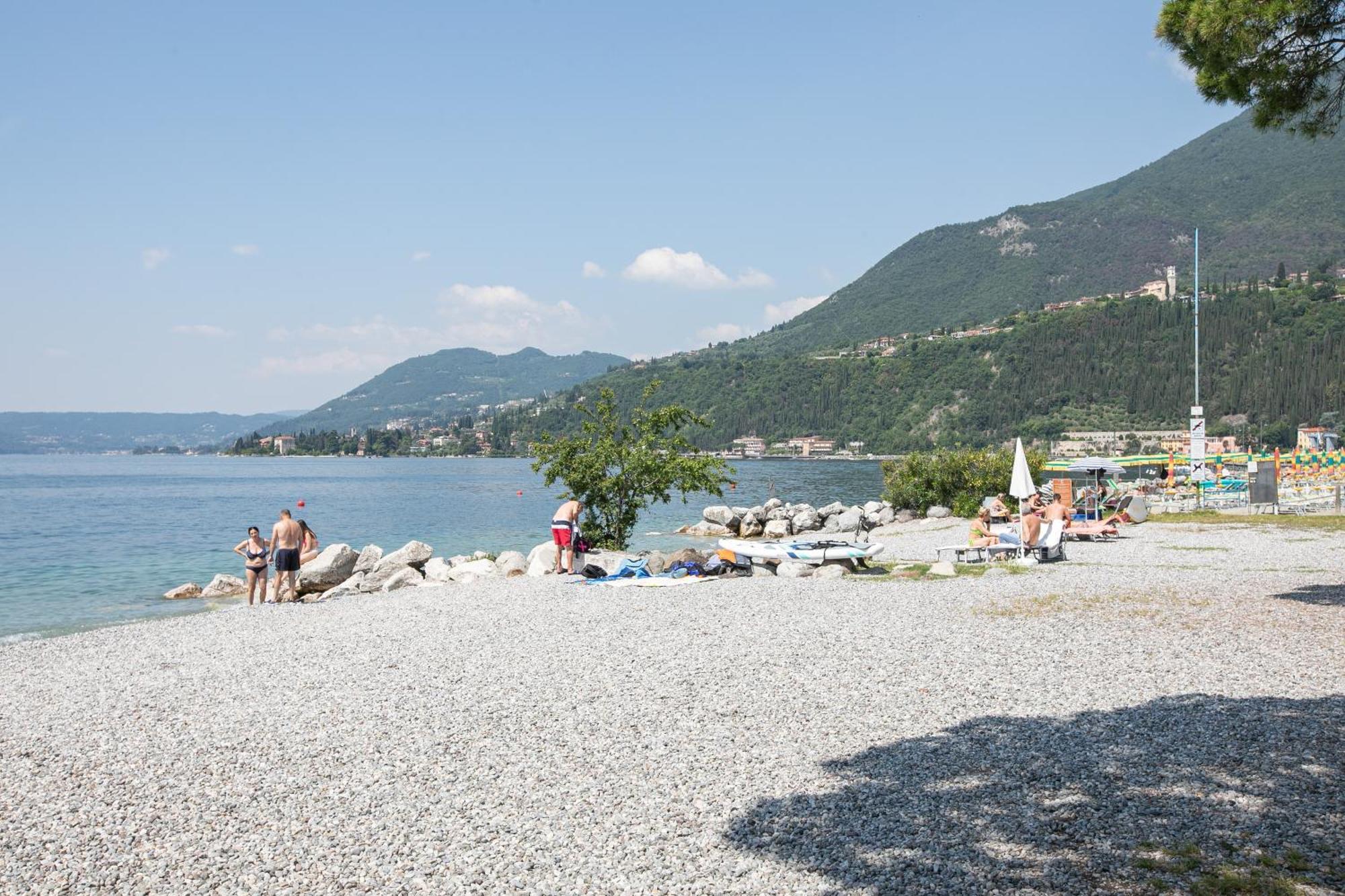 Al Peveri - Private Parking & Near Lake - Happy Rentals Toscolano Maderno Exteriör bild