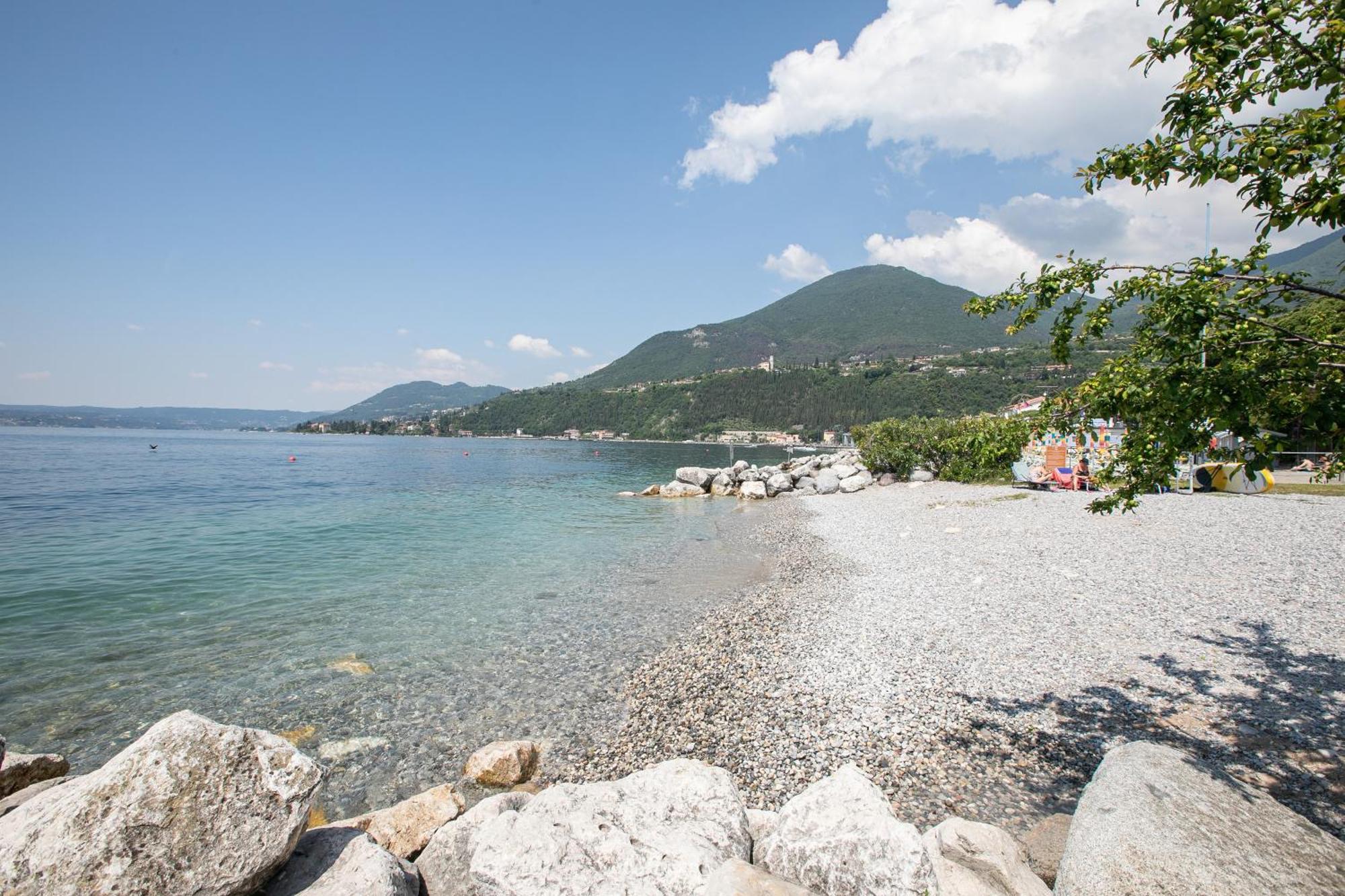 Al Peveri - Private Parking & Near Lake - Happy Rentals Toscolano Maderno Exteriör bild